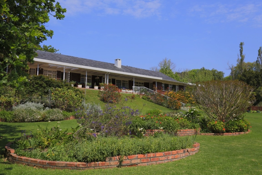 4 Bedroom Property for Sale in Constantia Western Cape